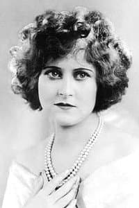 Hope Hampton in A Modern Salome