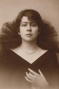 Esther Carena in Sein Todfeind