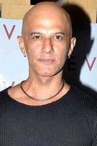 Rajesh Khera in Hate Story 2