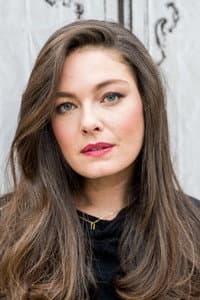 Alexa Davalos in Surrender, Dorothy