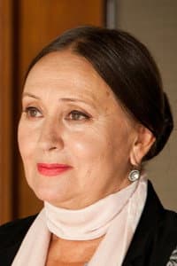 Larysa Kadochnykova in Мріяти і жити