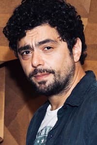 Alberto Ajaka in Barreda