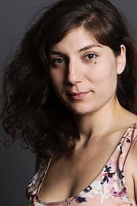 Gizem Taştan in Zuhal
