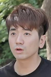 Min Hyeok-I in 섹스 퍼레이드