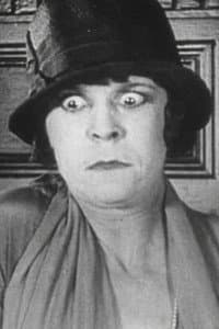 Vera White in We Faw Down
