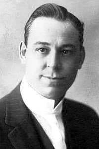 George Morrell in The Whispering Skull