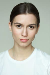 Polina Larina in В потоке трех стихий