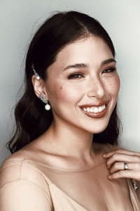 Kylie Padilla in Unravel: A Swiss Side Love Story