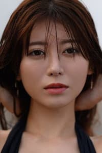 Iyo Shinohara in マドンナALL専属バスツアー2025 極上の美女を1人占めするのは僕だ!!夢のハーレムを掴み取れ!!総勢37名の大乱交SPECIAL!!前編