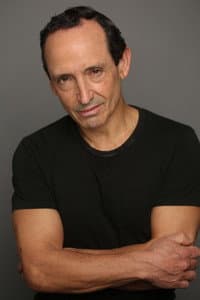 Raúl Sáez in El lago silente