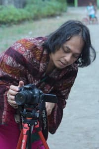 Gugun Arief in Alienosaurus di Ladang Tebu