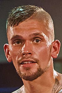 Kane Baker in Jordan Gill vs. Zelfa Barrett