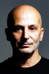 Carlos Defeo in En el futuro