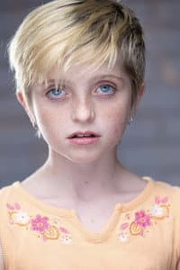Farrah Mackenzie in Amanda McKay