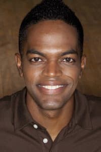 Hari Williams in Excess Baggage