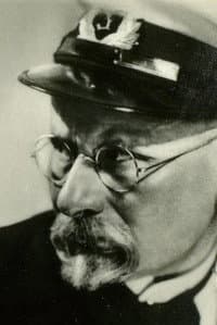 Julius Falkenstein in Der Mann im Dunkel