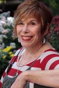 Mona Marshall in The 3 Little Pigs: The Movie