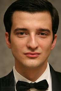 Timur Oragvelidze in Анна и Вано. Ванна и вино