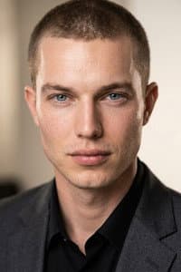 Zachary Chambers in Stranded