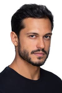 Raphael Viana in Férias Trocadas