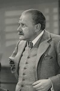 Olaf Hytten in The Salvation Hunters