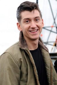 Alex Turner in The Last Shadow Puppets - La Musicale
