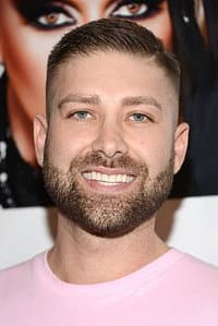Johnny Scruff in Studlebrity