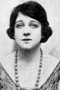 Betty Dodsworth in Trooper 44