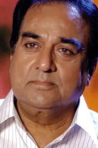 Vikas Anand in Hum Sab Chor Hain