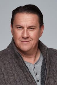 Steve Hajdu in Zárt ajtók mögött