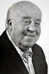 J. Pat O'Malley in Alice in Wonderland