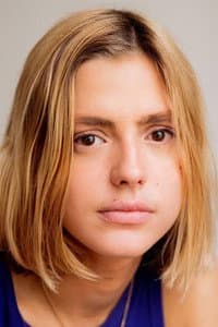 Emma Ravier in Les Musiciens
