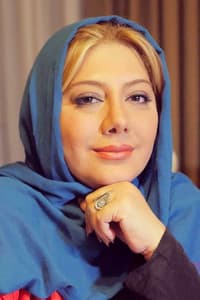 Zahra Davoudnejad in In Jamiyate Ghabele Kontorol