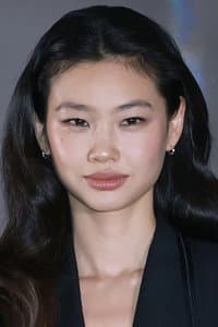 Hoyeon in The Hole