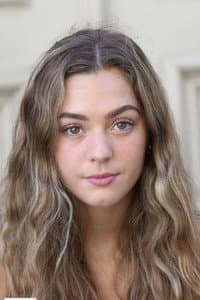 Chloe Lang in The Lost Weekend