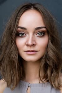 Laura Bilgeri in Jeanny - Das 5. Mädchen