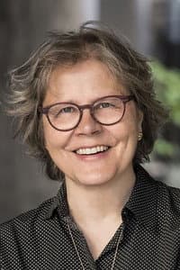 Taru Mäkelä in Lotat