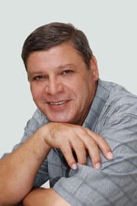 Omur Naghiyev in Arxada Qalmış Gələcək