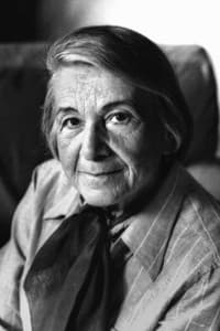 Nathalie Sarraute in a Nathalie Sarraute