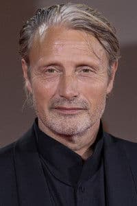Mads Mikkelsen in Polar