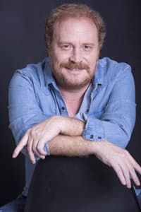 Christian Tappan in Los iniciados: El diario de las sombras