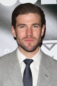 Austin Stowell in 12 Strong
