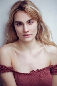 Vanille Lehmann in Mouton noir