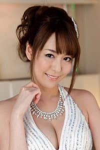 Akari Asagiri in [IENE-352]素人お母さんラップ1枚隔てて息子さんと素股体験してみませんか？ 2