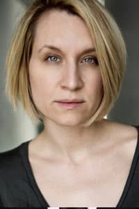 Sandra Maren Schneider in Kehlkopfschuss