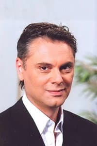 Odysseas Stamoulis in Arcadia, Champagne D'Orient