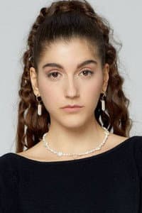Paula Losada in Las niñas de cristal