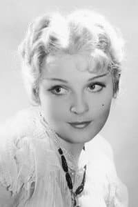 Anna Sten in Soldier of Fortune