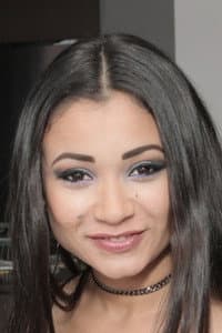 Jade Presley in Encerrados
