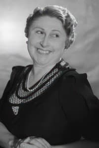 Andrée de Chauveron in La Maison Bonnadieu